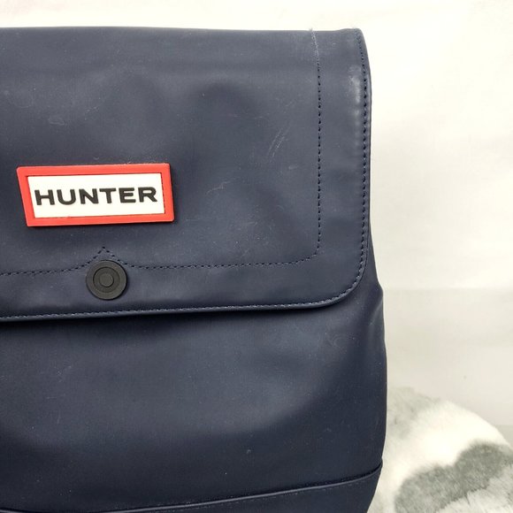 Hunter For Target Dark Navy Blue Waterproof Backpack Discontinued - Picture 2 of 10
